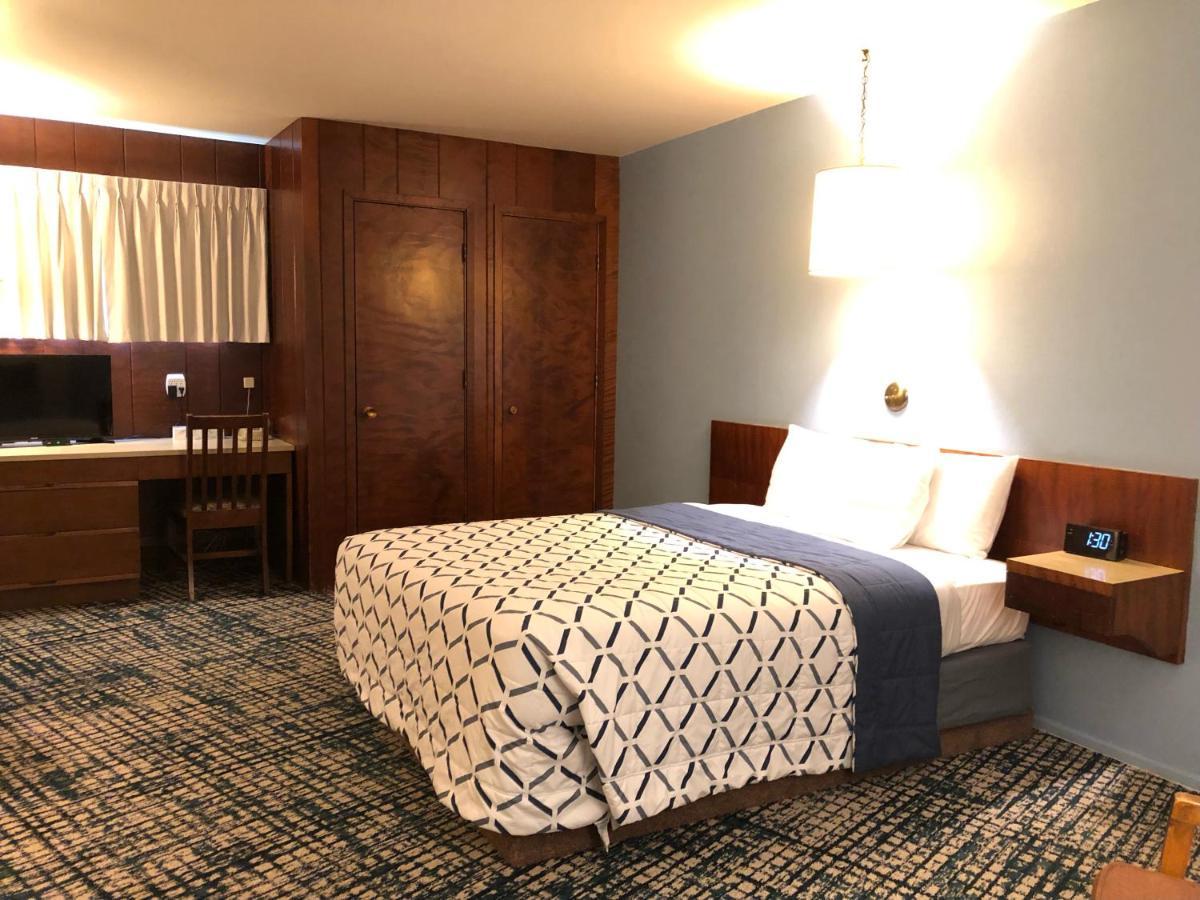Curly Redwood Lodge Crescent City Esterno foto