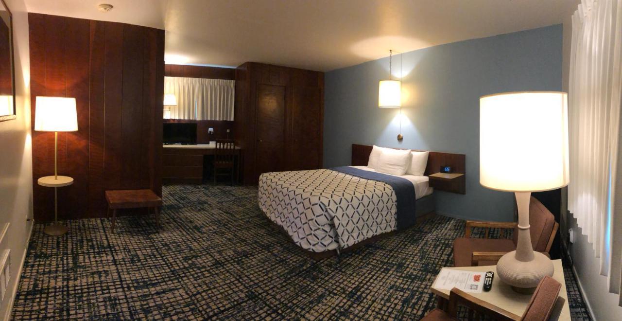 Curly Redwood Lodge Crescent City Esterno foto